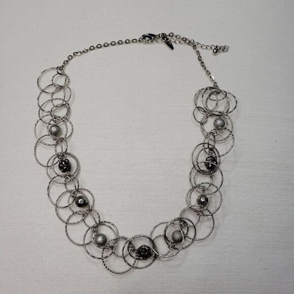 Necklace    - Picture 1 of 1